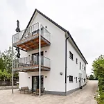 Parkside S6 - 8min Legoland
