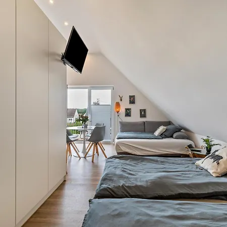 Apartment 6 Parkside *