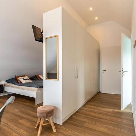 Apartment 6 Parkside